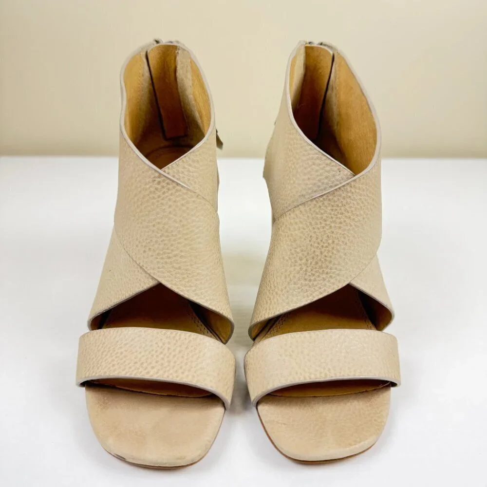 EUC Splendid Danett Cross Strap Pebbled Leather Sandals Black Heel